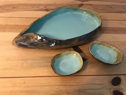 El yapımı seramik makarna tabağı